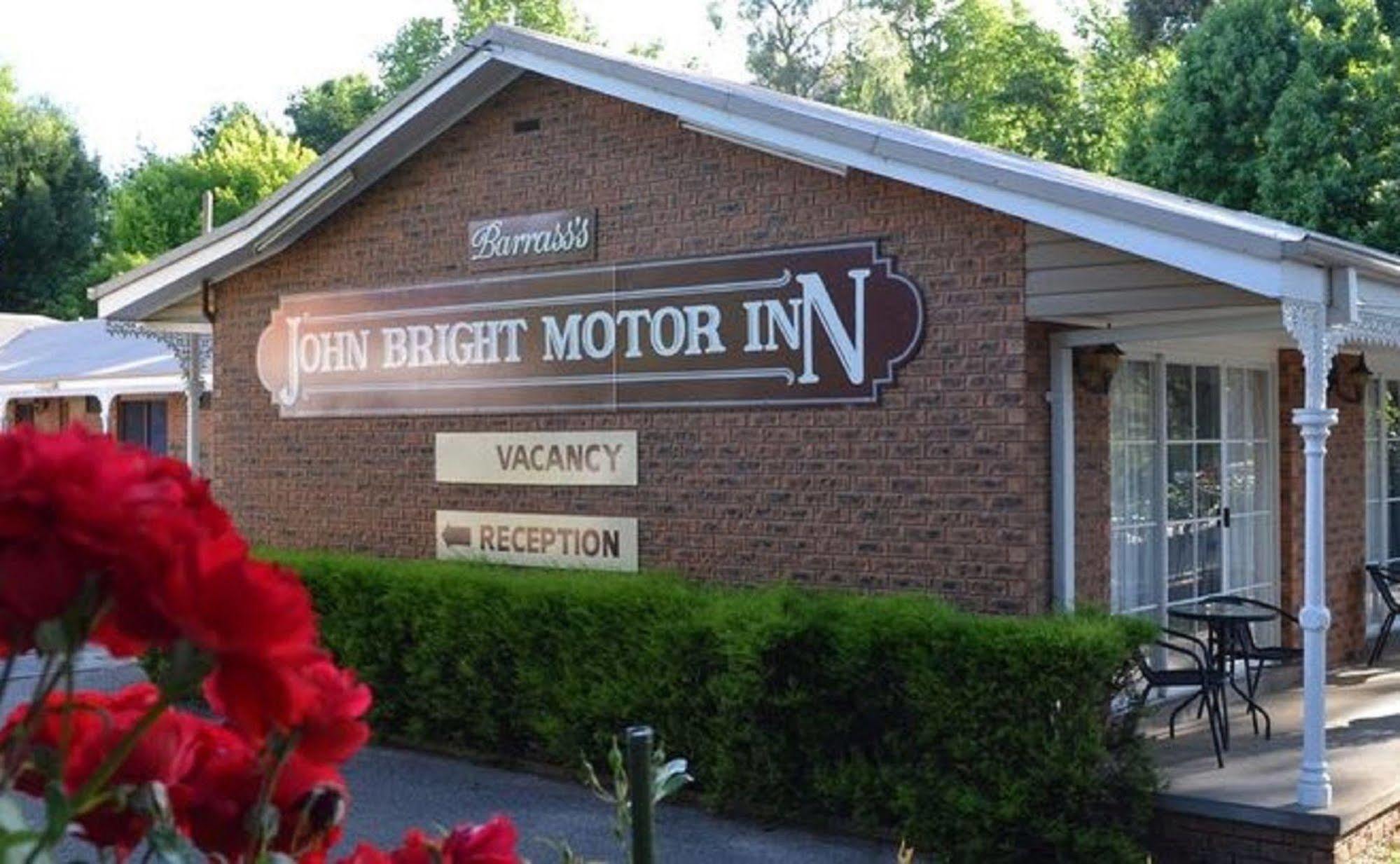 Barrass John Bright Motor Inn Екстериор снимка