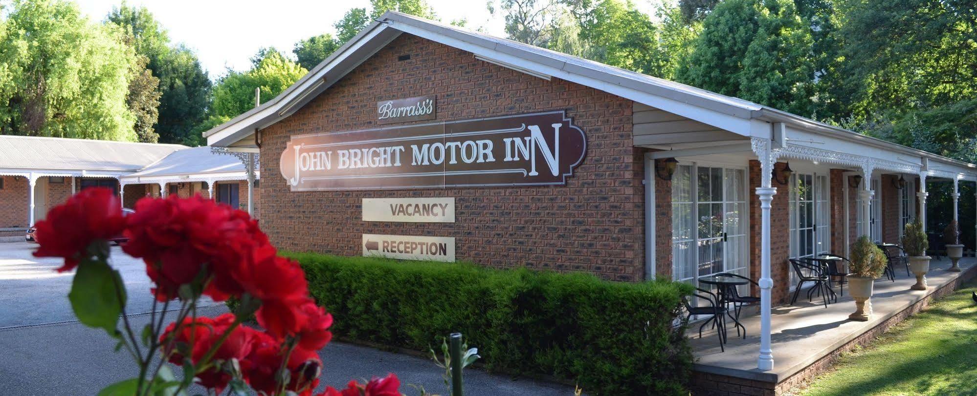 Barrass John Bright Motor Inn Екстериор снимка